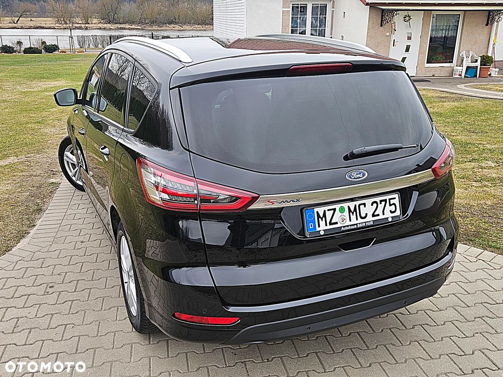 Ford S-Max - 19