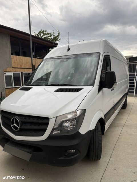 Mercedes-Benz Sprinter - 1