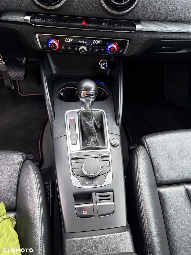 Audi A3 3-drzwiowe 1.8 TFSI S tronic Ambition - 12