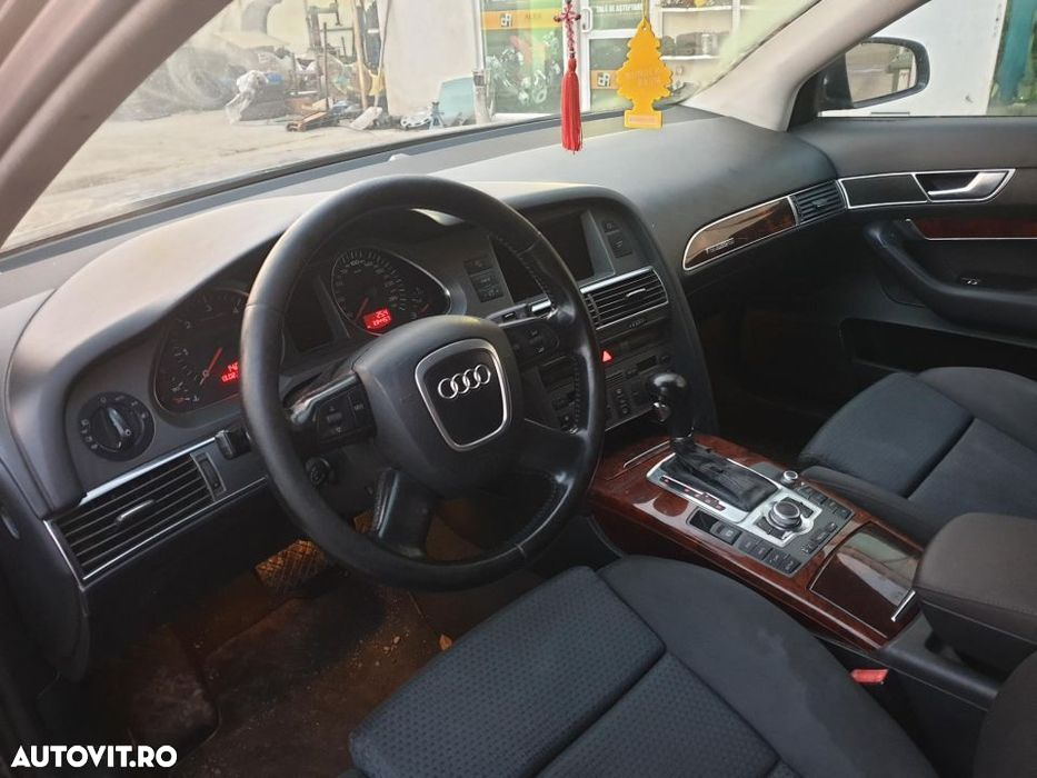 Dezmembrari Audi A6 4F C6 3.0 Quattro - 8