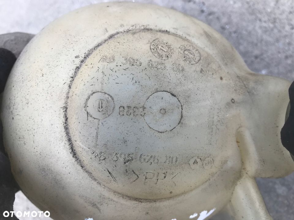 Zbiorniczek wyrównawczy Citroen C3 I C2 02-09r. 1.4 hdi płynu chłodzącego oryginalny 9639562680 - 5