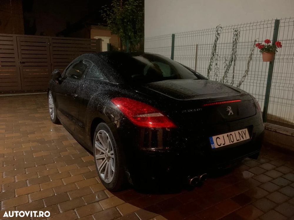 Peugeot RCZ - 2