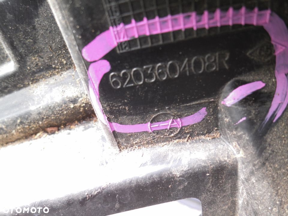 RENAULT TWINGO II LIFT ATRAPA GRILL  Numer katalogowy części 620360408R Posiadam 3 sztuki - 2