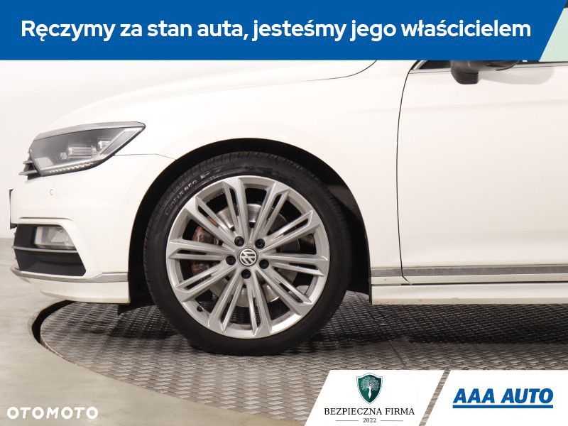 Volkswagen Passat Variant - 17