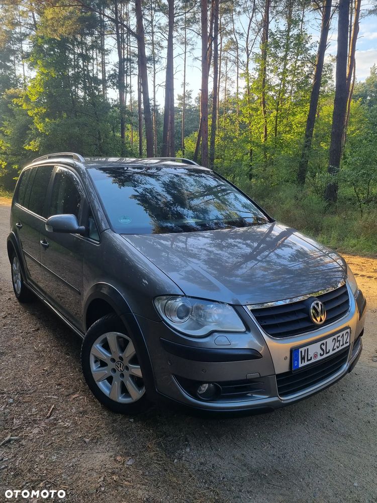 Volkswagen Touran 2.0 TDI DPF Highline DSG - 29