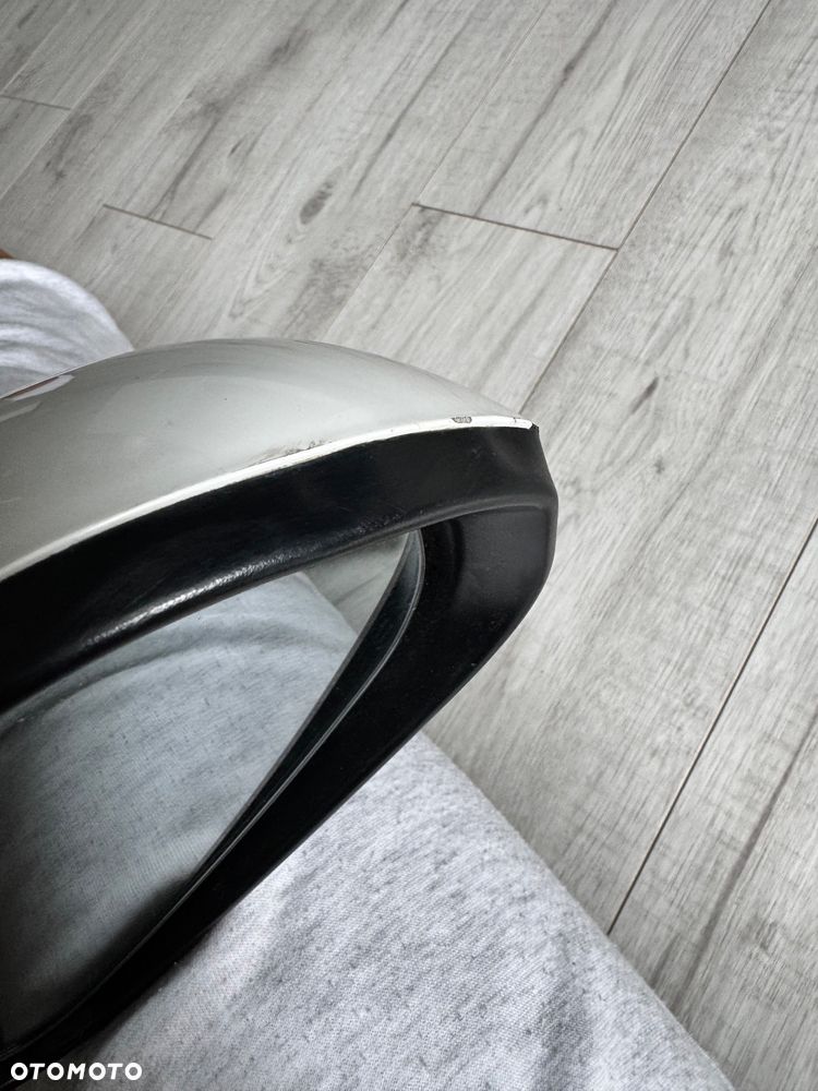 KIA STONIC UD LUSTERKO PRAWE 5 PIN EUROPA - 6