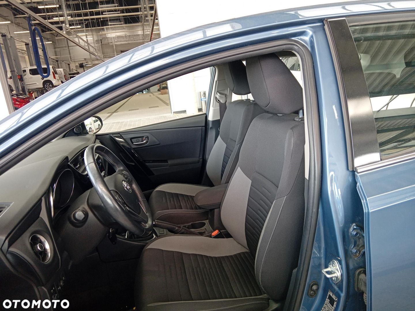Toyota Auris - 15
