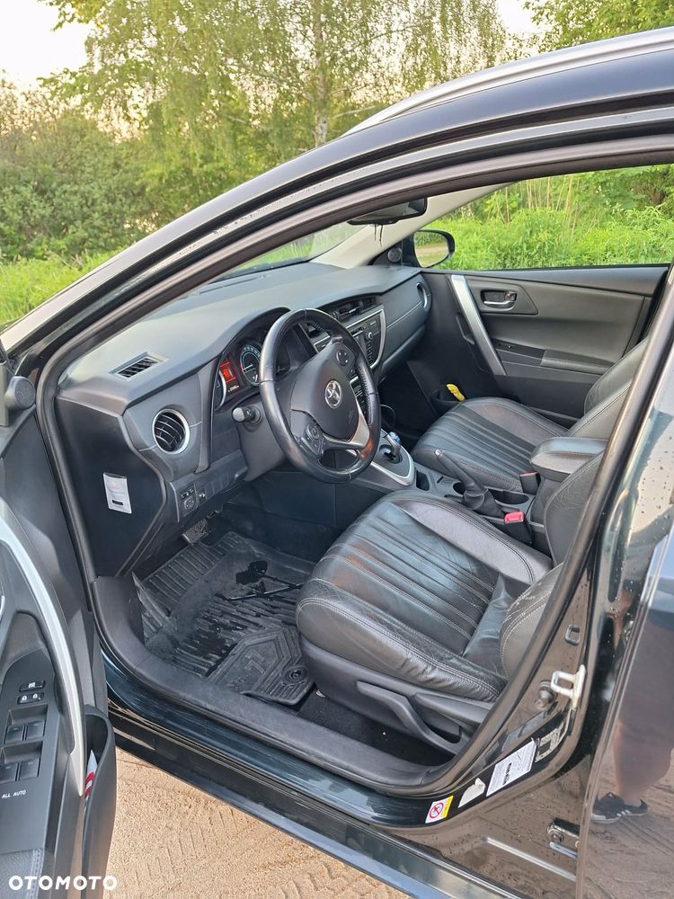 Toyota Auris 1.8 HSD Luna - 8