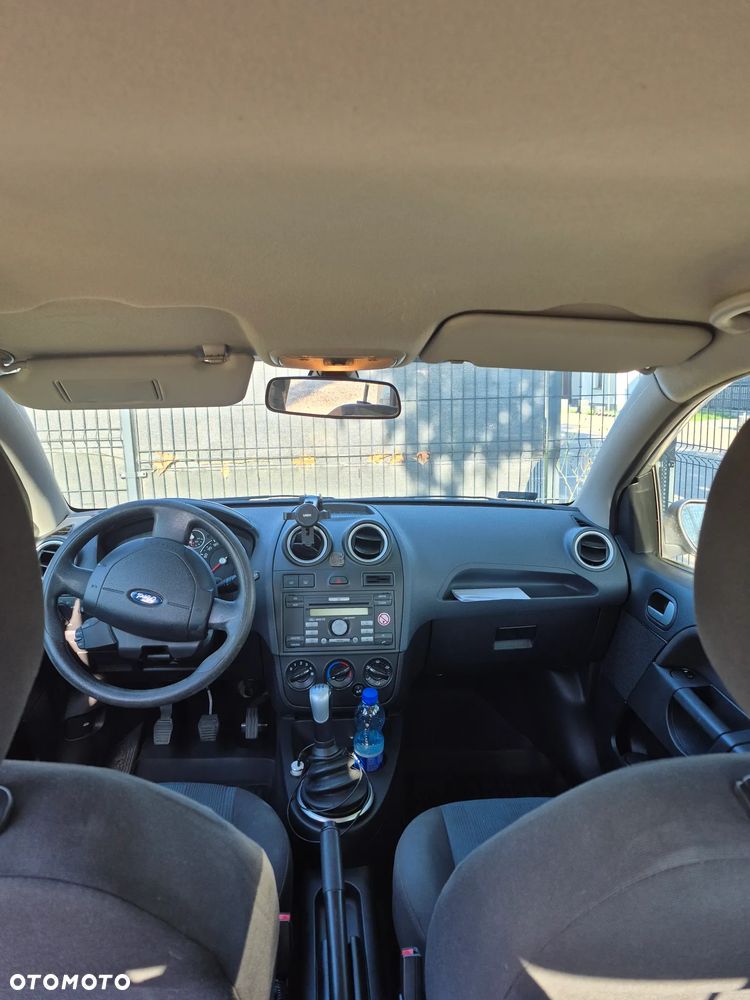 Ford Fiesta - 5