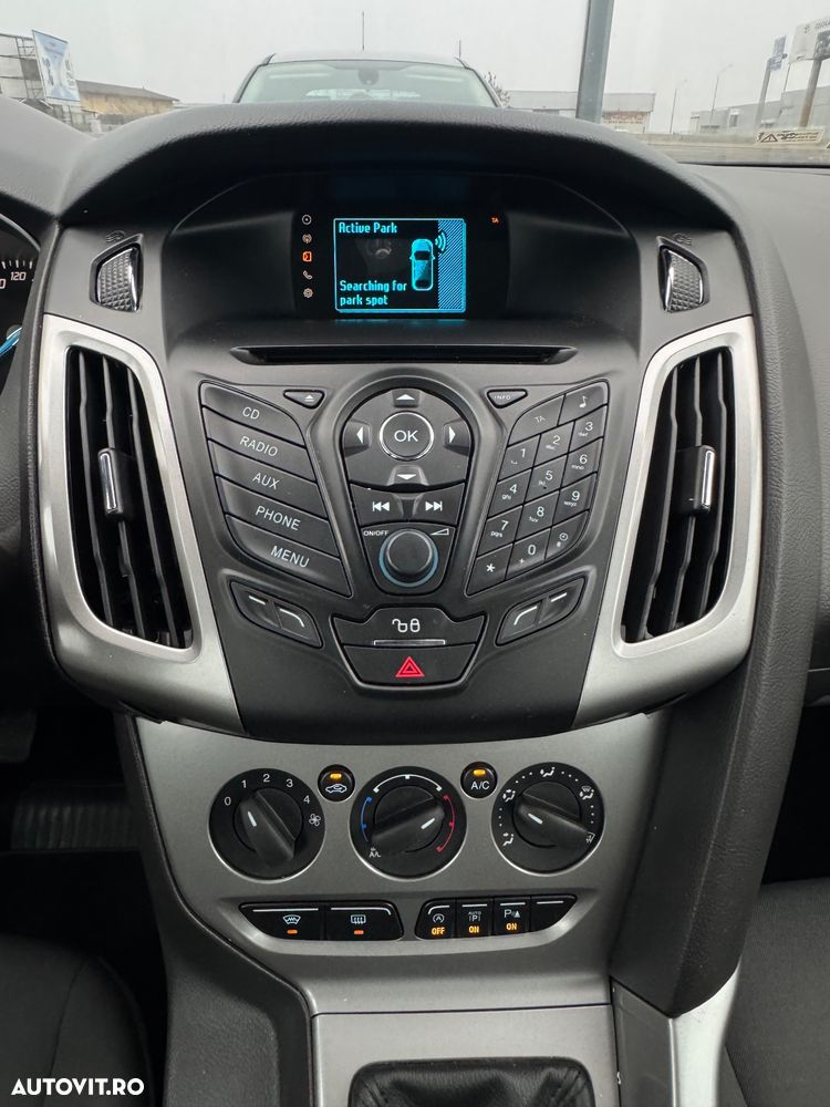 Ford Focus 1.0 EcoBoost Start-Stopp-System SYNC Edition - 25