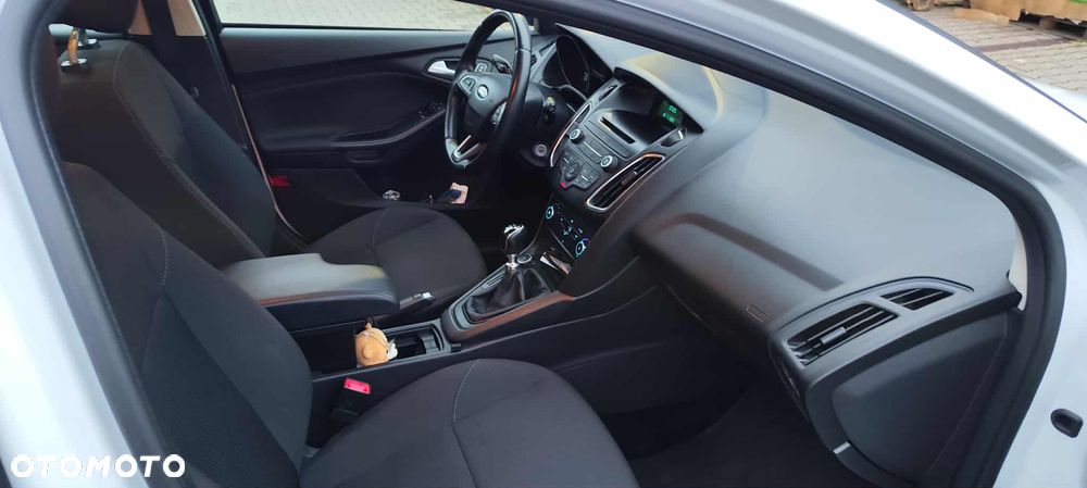 Ford Focus 1.5 TDCi Trend - 10