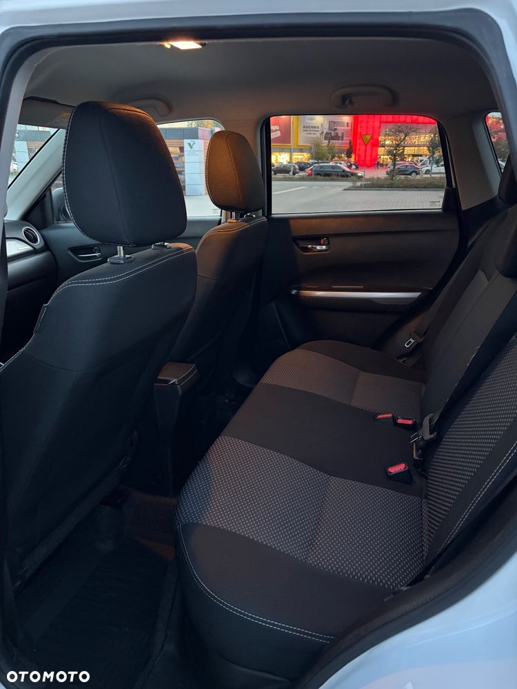 Suzuki Vitara 1.4 Boosterjet Premium 4WD - 8