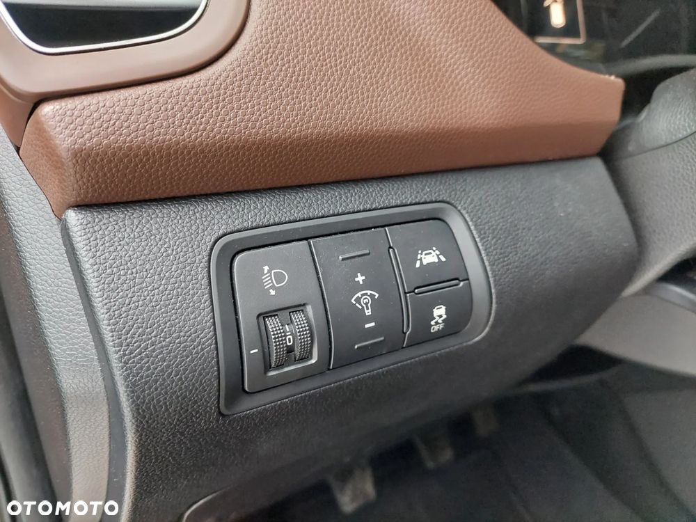 Hyundai i20 1.4 YES Gold - 16