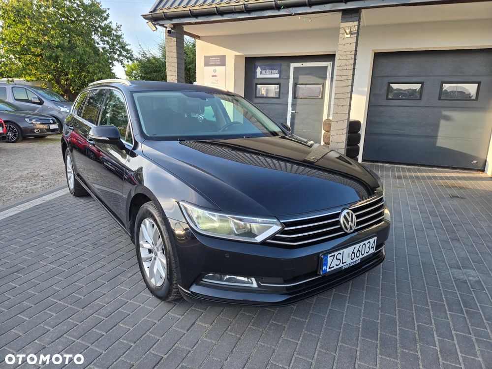 Volkswagen Passat 2.0 TDI SCR DSG Comfortline - 32