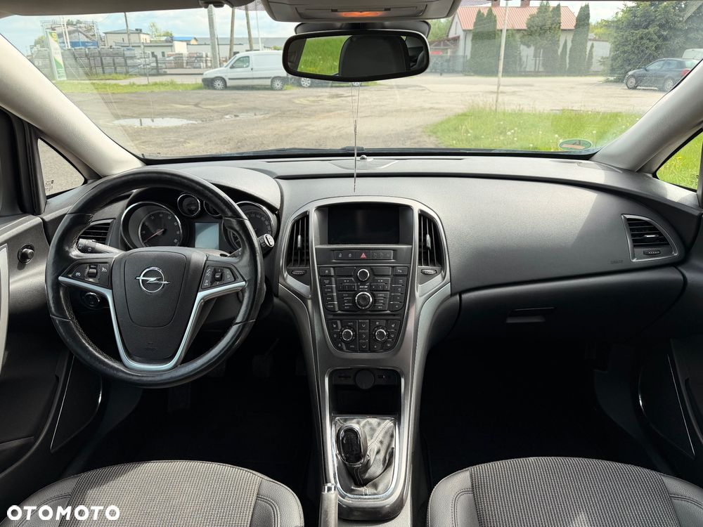 Opel Astra 1.4 Turbo Innovation - 14