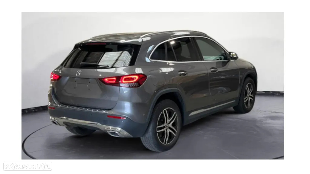 Mercedes-Benz GLA 250 e Progressive - 2