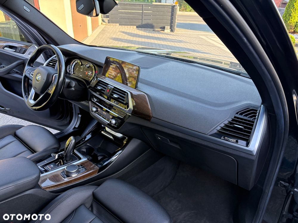 BMW X3 xDrive30i xLine - 28