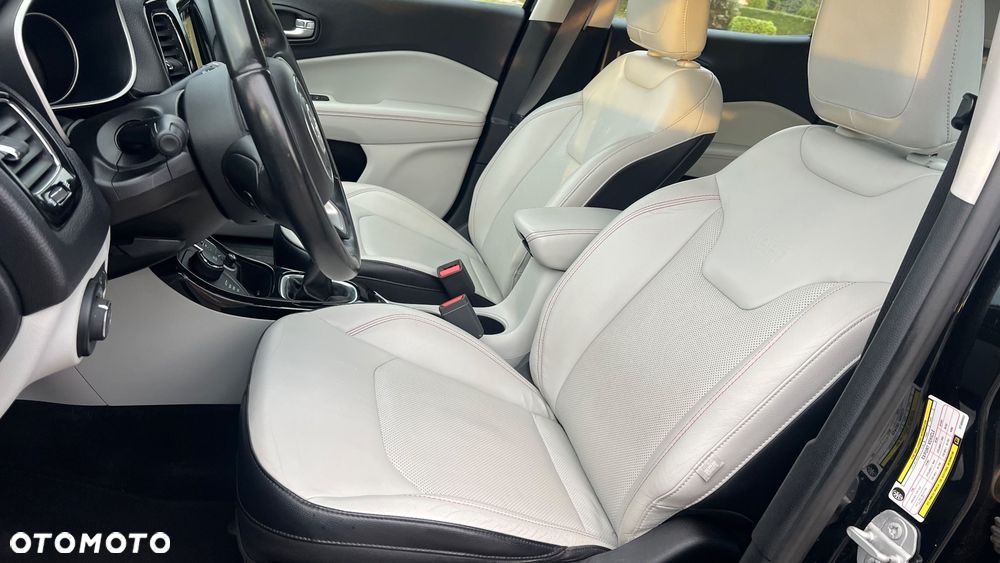 Jeep Compass 2.0 MultiJet Active Drive Limited - 38