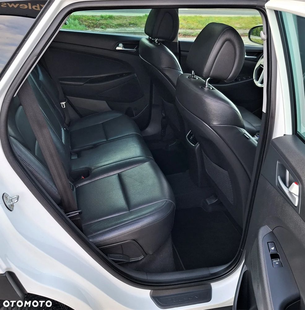 Hyundai Tucson blue 1.7 CRDi 2WD DCT Premium - 22