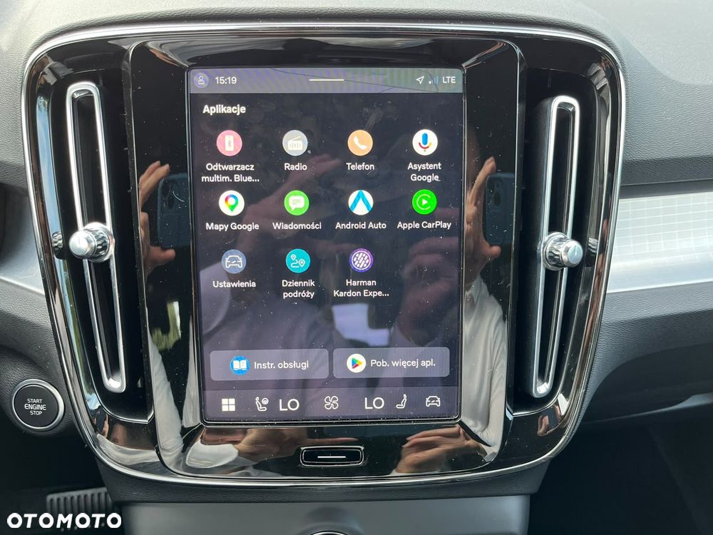 Volvo XC 40 - 25