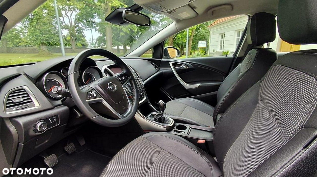 Opel Astra - 11