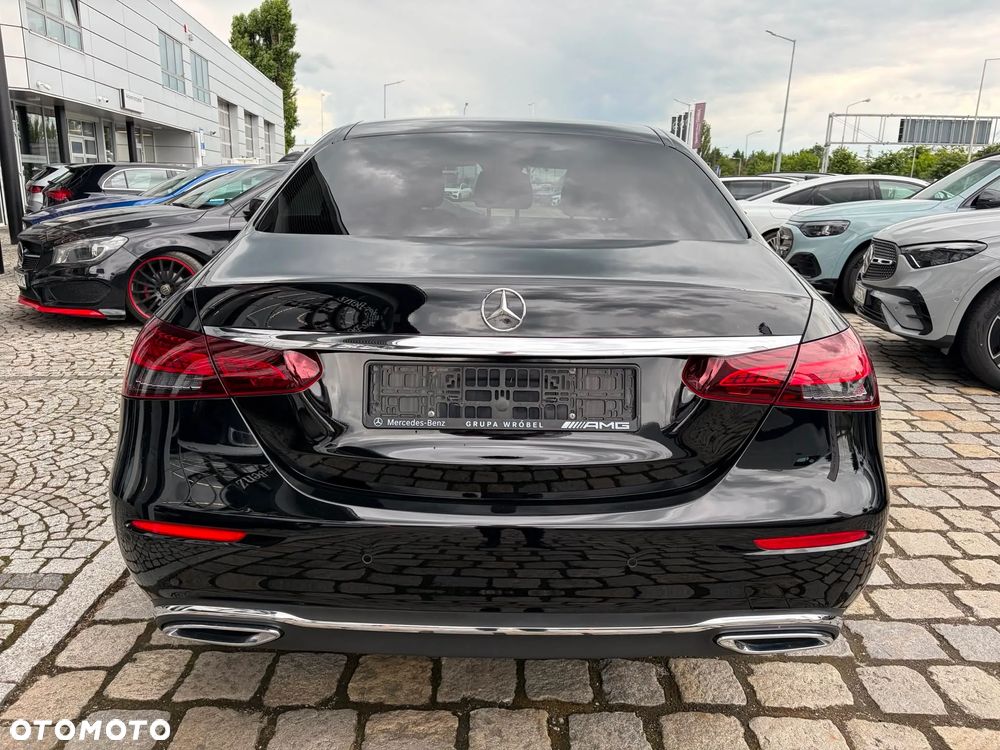Mercedes-Benz Klasa E 220 d 4-Matic Exclusive - 5
