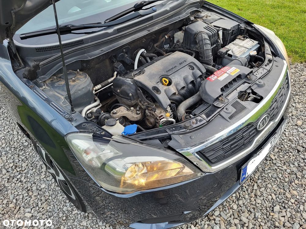 Kia Ceed 1.4 Comfort + - 17