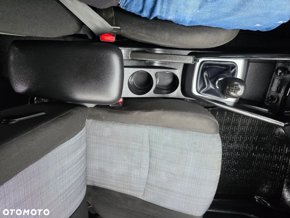 Kia Ceed - 18