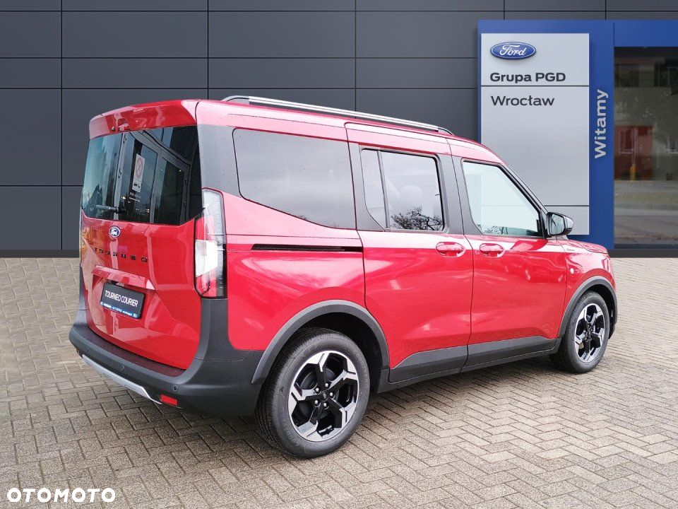 Ford Tourneo Courier - 5