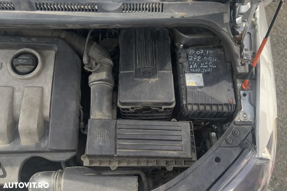 Volkswagen Golf Plus 1.9 TDI Comfortline - 15