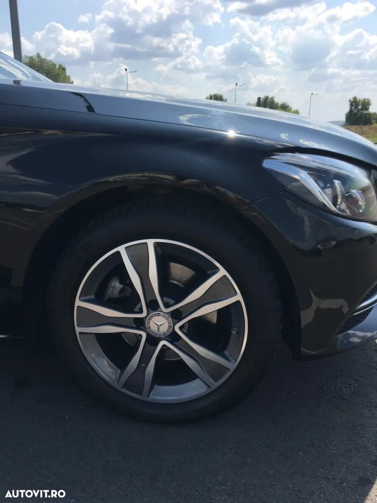 Mercedes-Benz C - 31