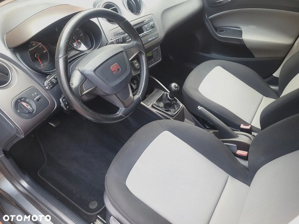 Seat Ibiza 1.4 16V Reference - 17