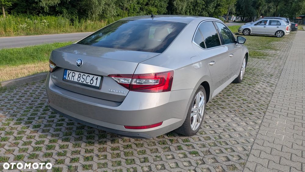 Skoda Superb 1.4 TSI ACT Ambition - 5