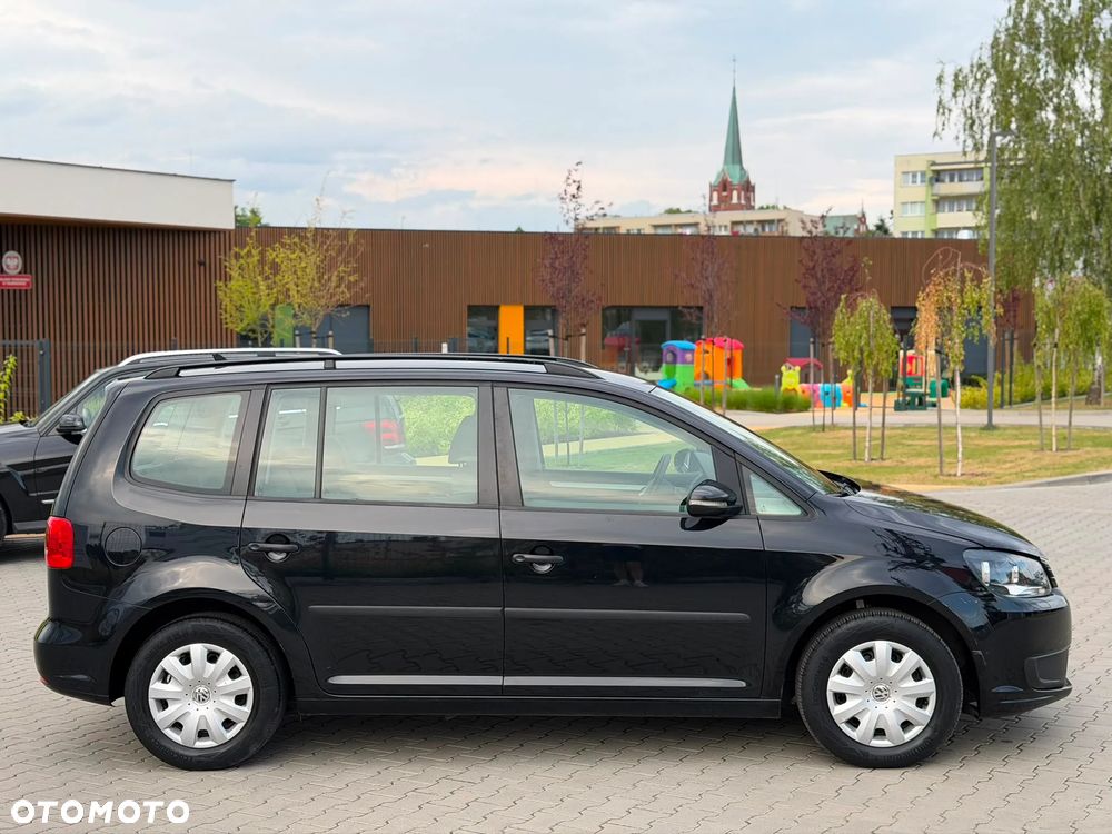 Volkswagen Touran 1.6 TDI DPF BlueMotion Technology Trendline - 19
