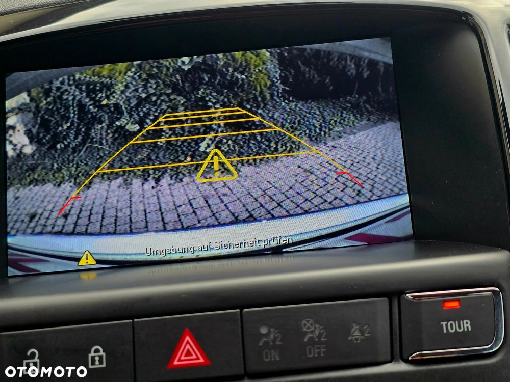 Opel Astra 2.0 CDTI Exklusiv - 29