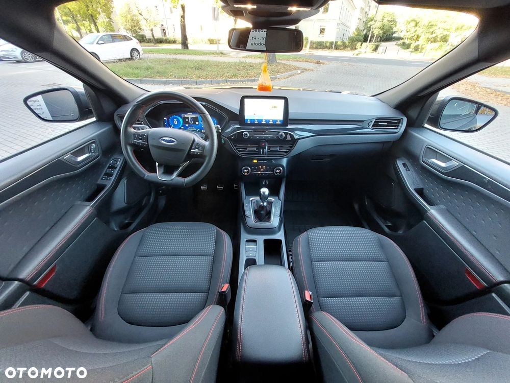 Ford Kuga 2.0 TDCi FWD ST-Line - 15