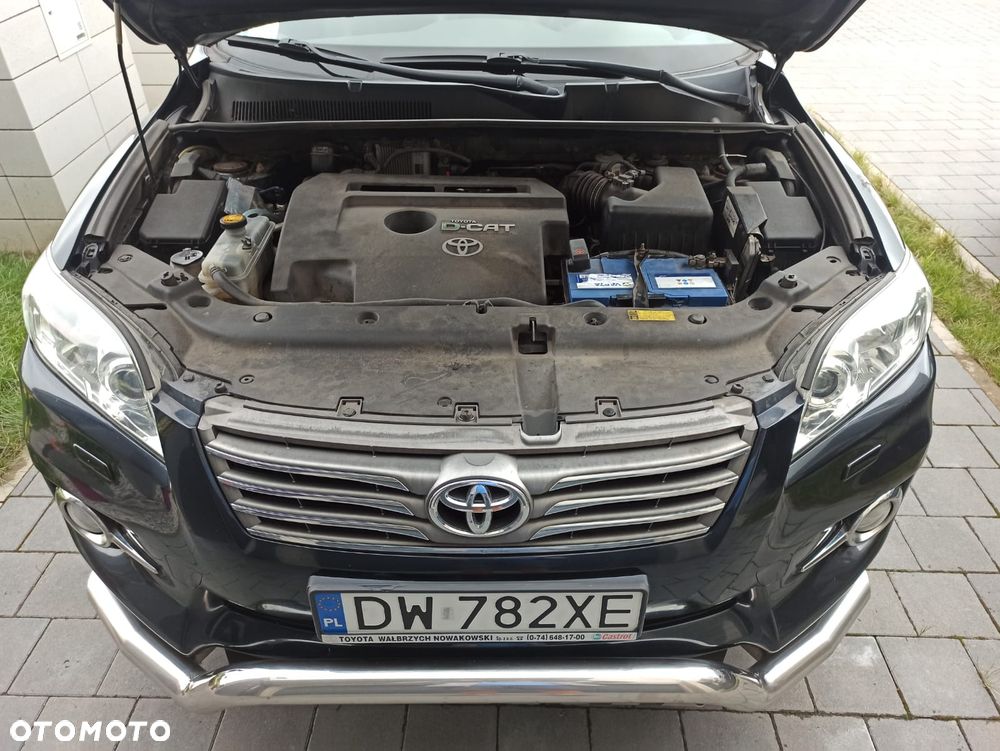 Toyota RAV4 2.2 D-CAT 2010 - 9