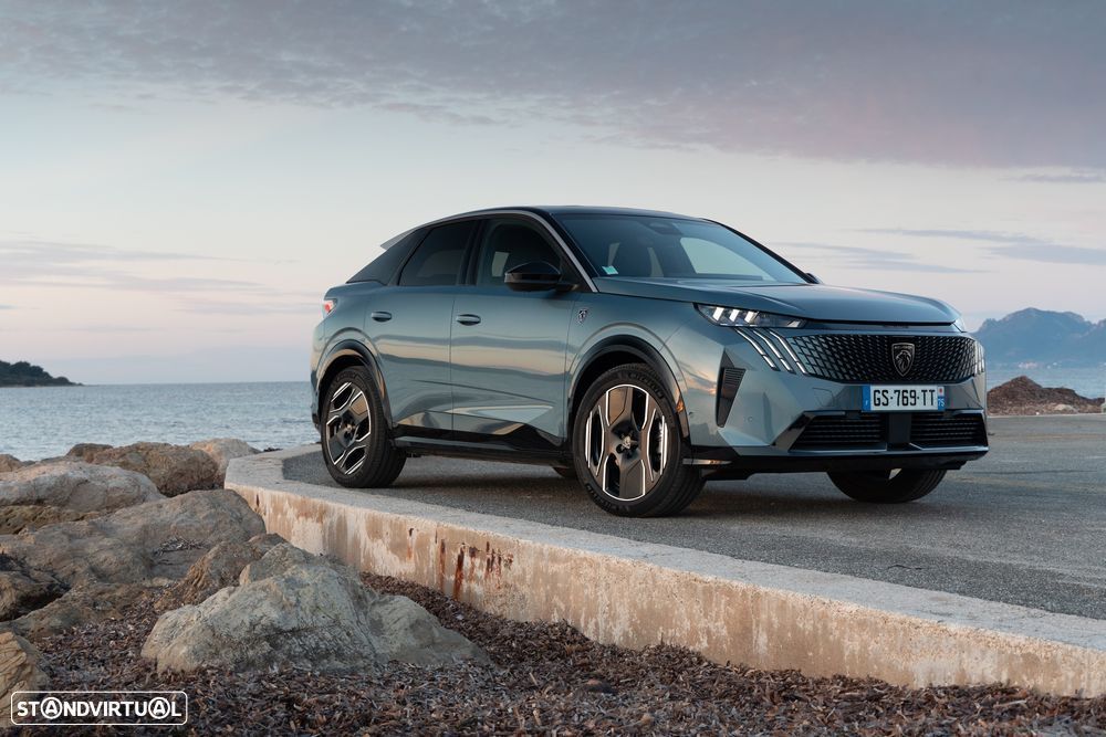 Peugeot 3008 1.6 Plug-in Hybrid Allure e-DCS7