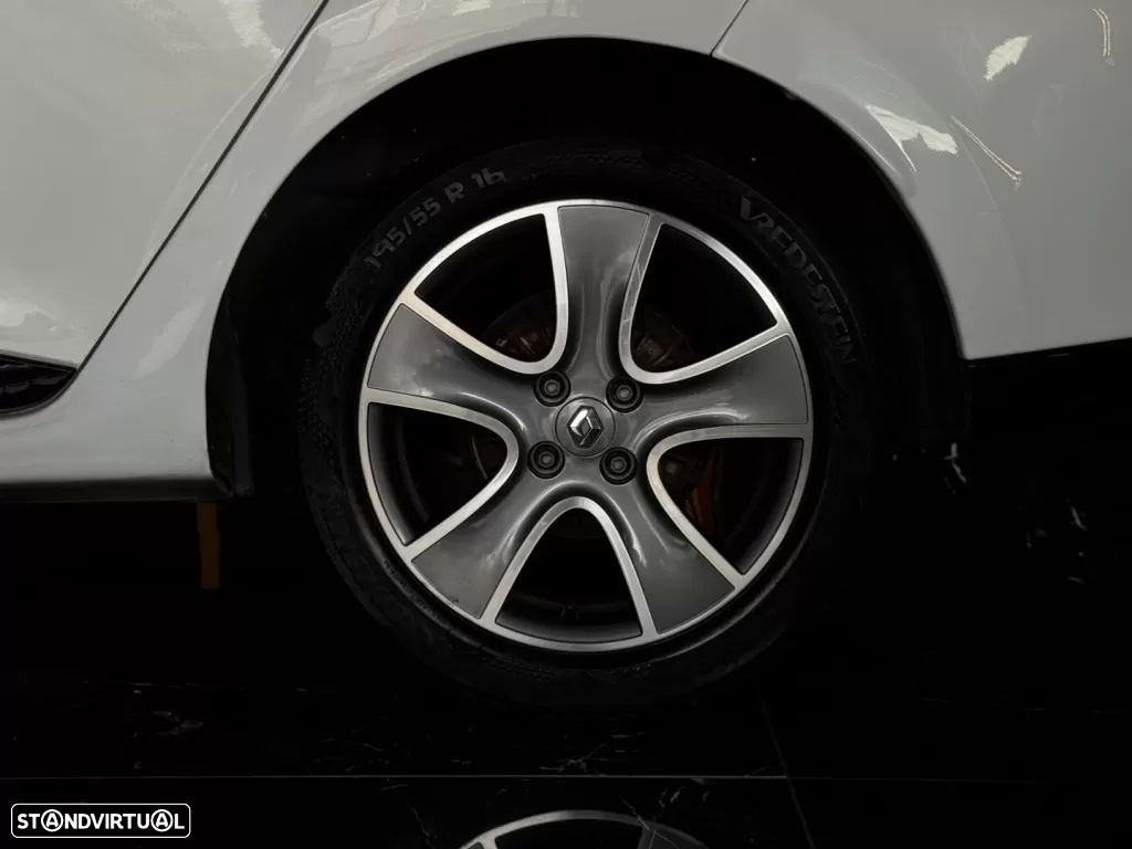 Renault Clio Sport Tourer 1.5 dCi Dynamique S - 17