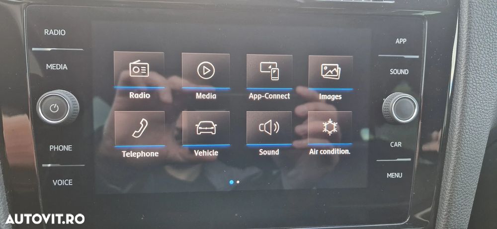 Volkswagen Golf 2.0 TDI BlueMotion Technology DSG Cup - 21