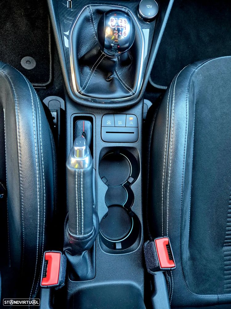 Ford Fiesta 1.5 EcoBoost ST - 10