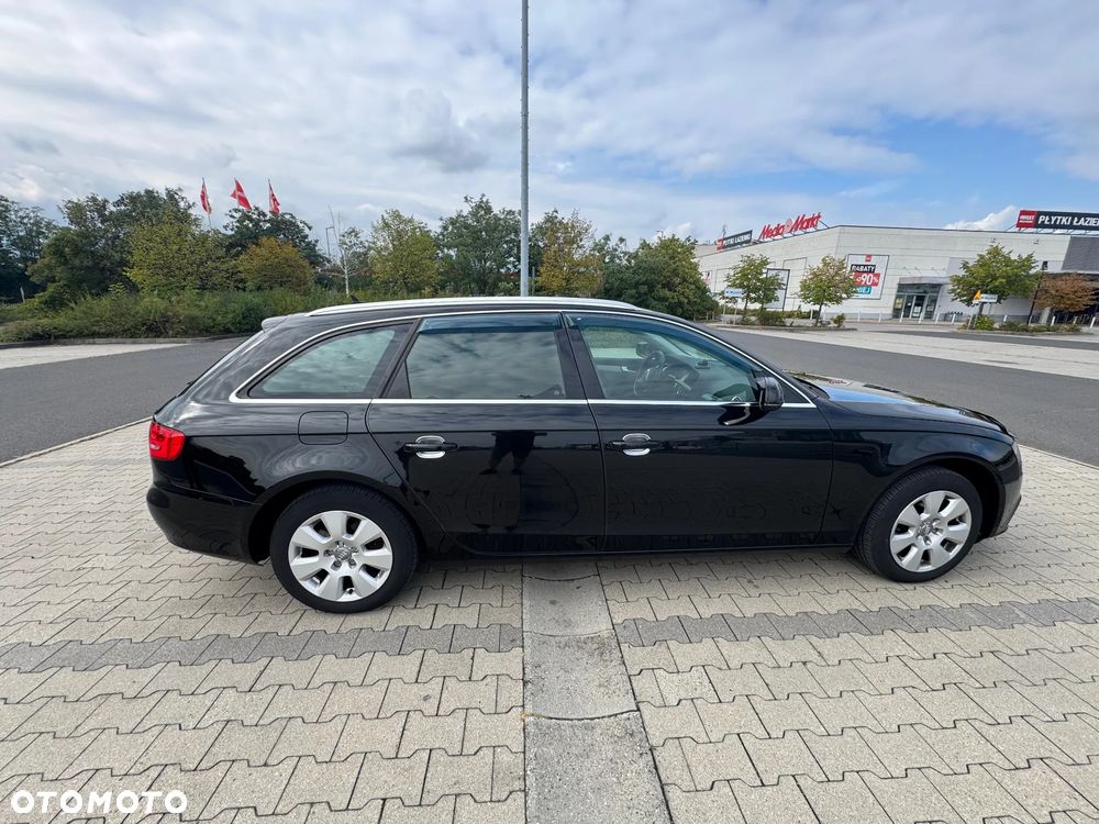 Audi A4 Avant - 4