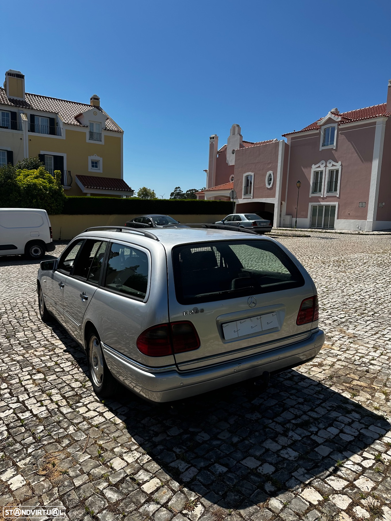 Mercedes-Benz E 290 - 4