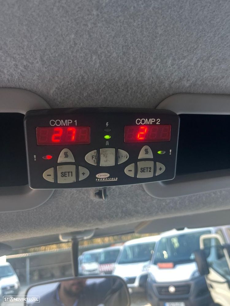 Toyota Dyna C/Frio - 14