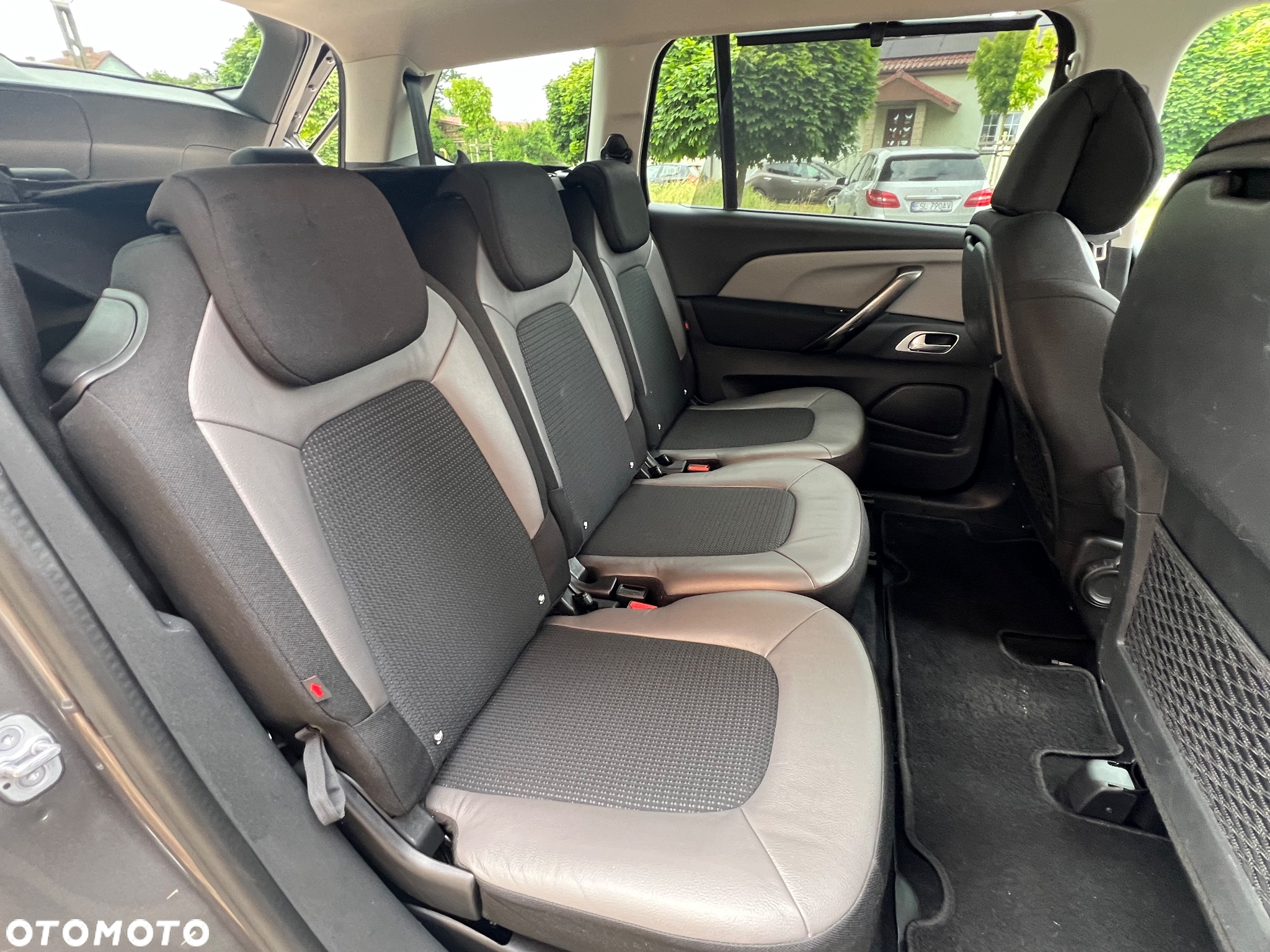 Citroën C4 Picasso PureTech 130 Stop&Start EAT6 SELECTION - 19