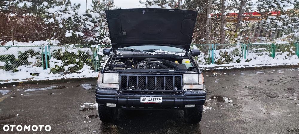 Jeep Grand Cherokee - 8