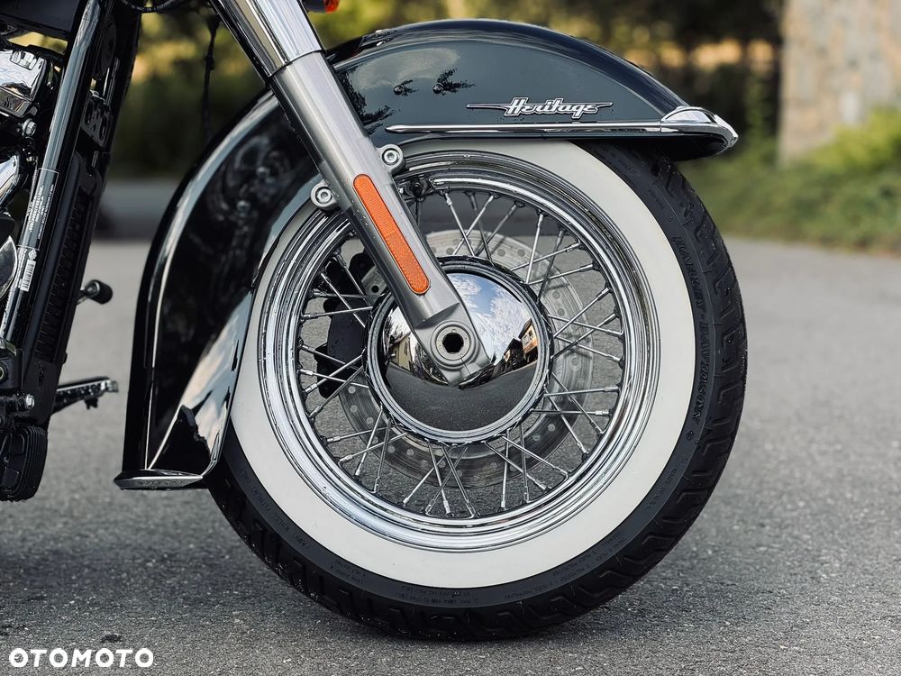 Harley-Davidson Softail Heritage Classic - 5