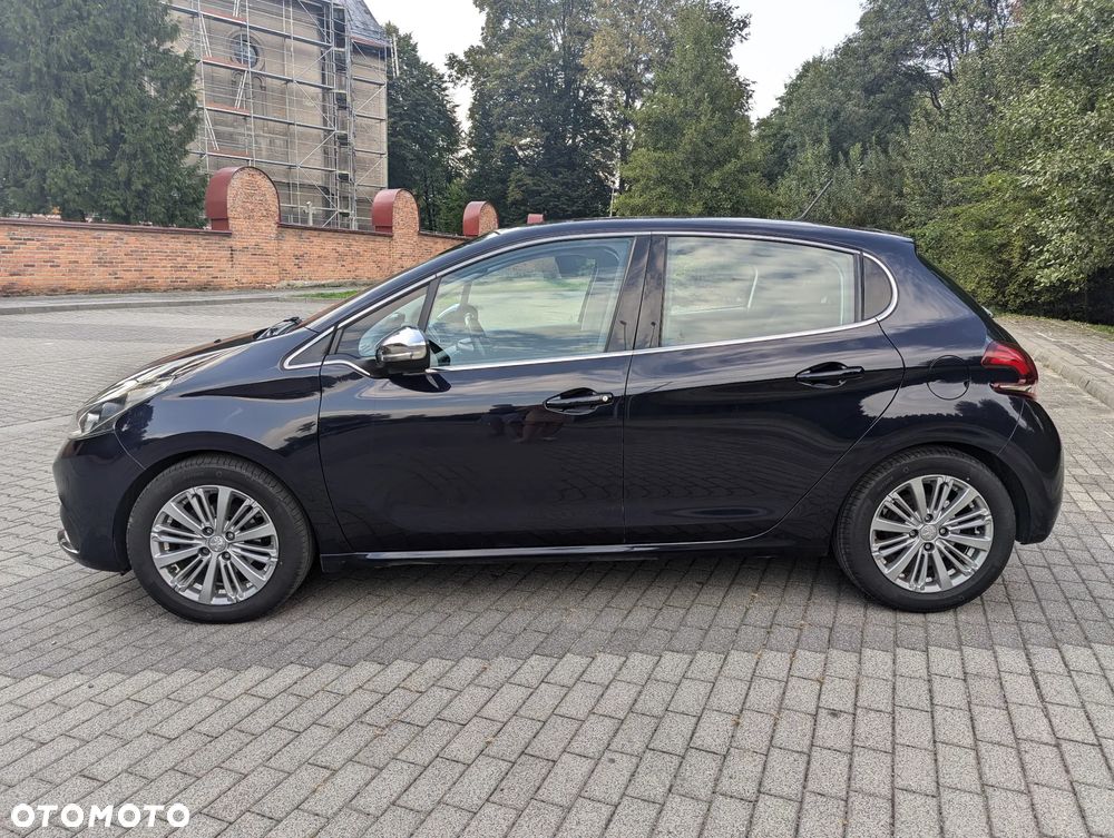 Peugeot 208 1.2 PureTech Allure - 9