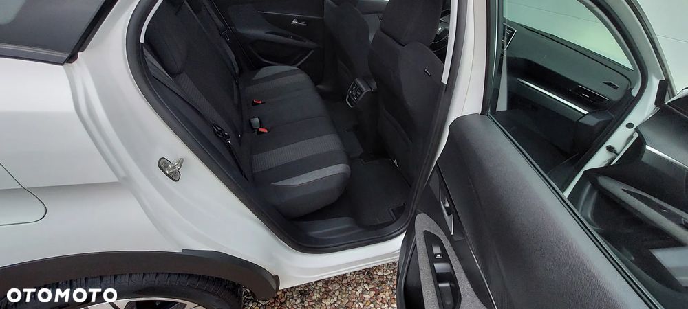 Peugeot 3008 PureTech 130 Stop & Start Active - 26