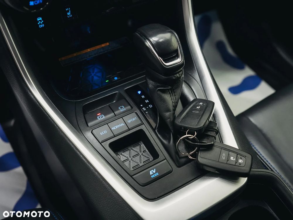 Toyota RAV4 2.5 Hybrid Selection 4x2 - 24